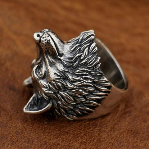 Image of New Wolf 925 Sterling Silver Ring side view from Almas Collections