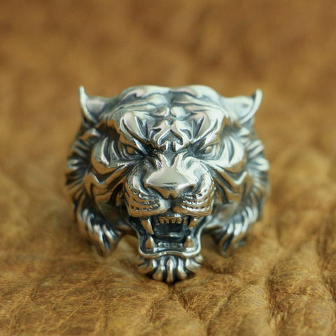 New Tiger 925 Sterling Silver Ring from Almas Collections